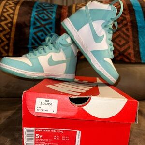 Nike Dunk High Grade School Mint/Island Green